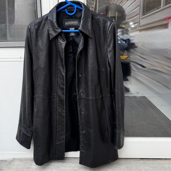 Banana Republic Jackets & Blazers - Women's Banana Republic Black Leather Jacket, Size Medium - Great Condition!